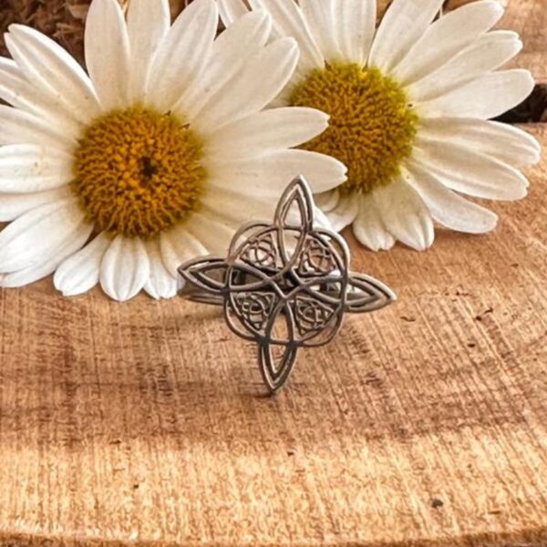 Anillo Fig Nudo de bruja